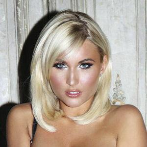 Billie Faiers фото #0128