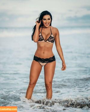 Billie Kay photo #0094