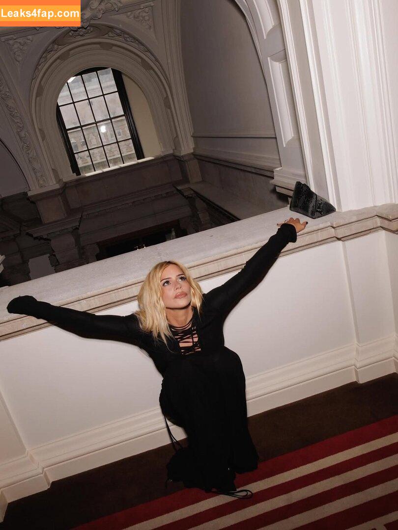 Billie Piper / billiepiper leaked photo photo #0369
