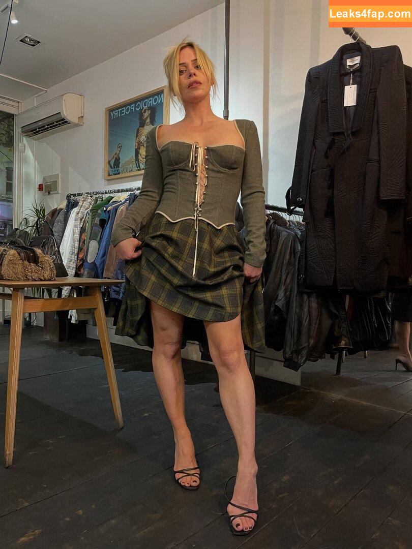 Billie Piper / billiepiper leaked photo photo #0399