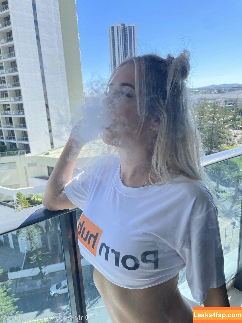 billiebeever /  leaked photo photo #0215