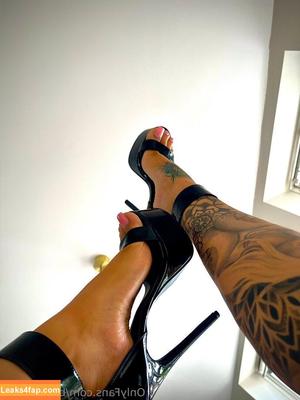 bimbo_nicki photo #0035