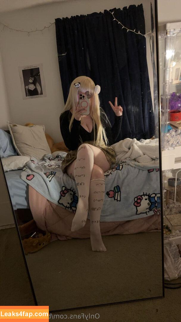 bimbogrlfriend / julie / juliekkuma_ / thankyousnext leaked photo photo #0029