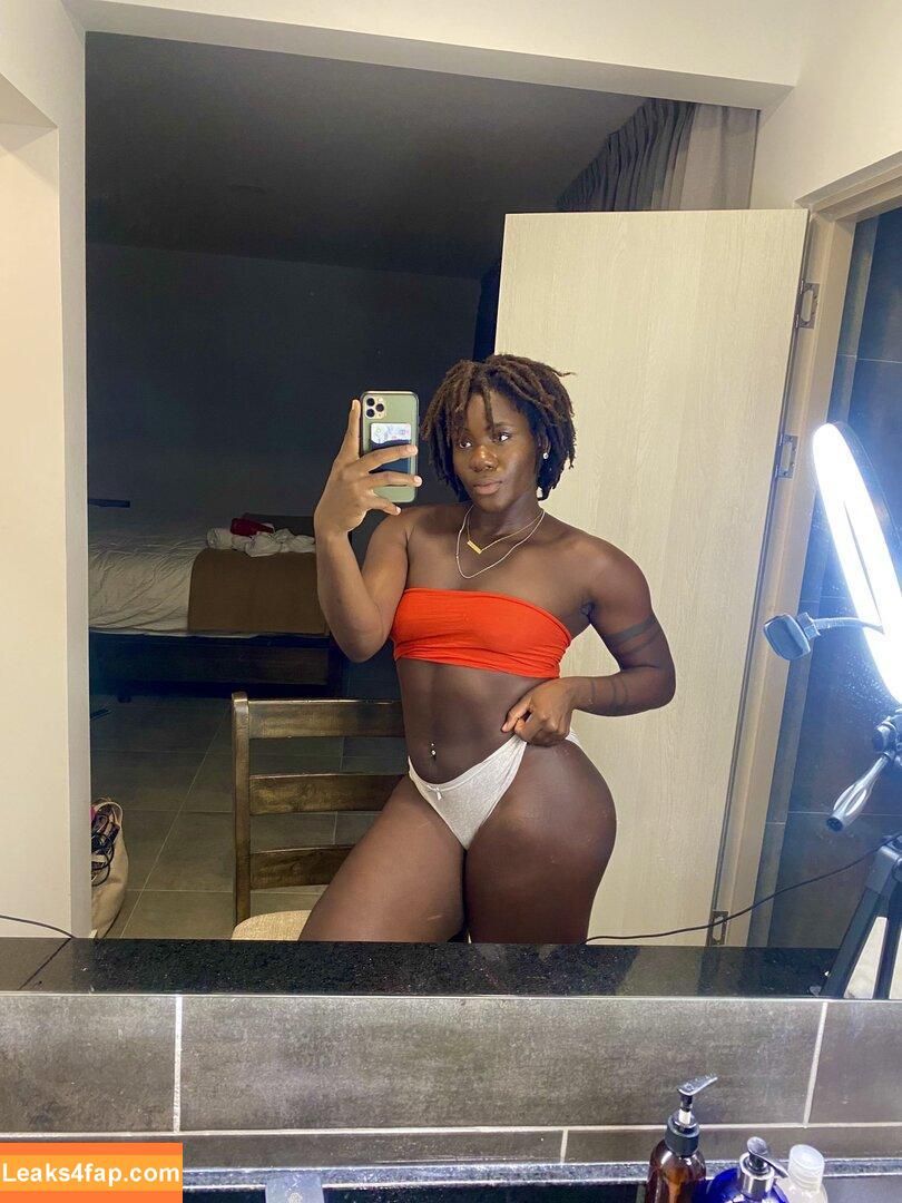 BinaNjikam leaked photo photo #0028