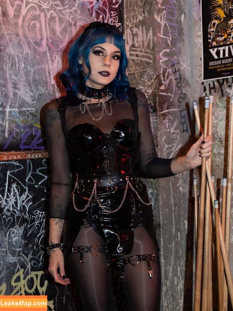 binxbasilisk /  leaked photo photo #0007