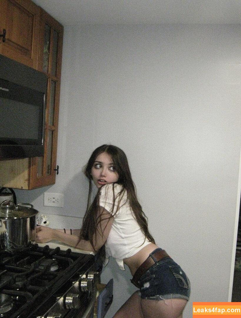 bionicalien /  leaked photo photo #0006