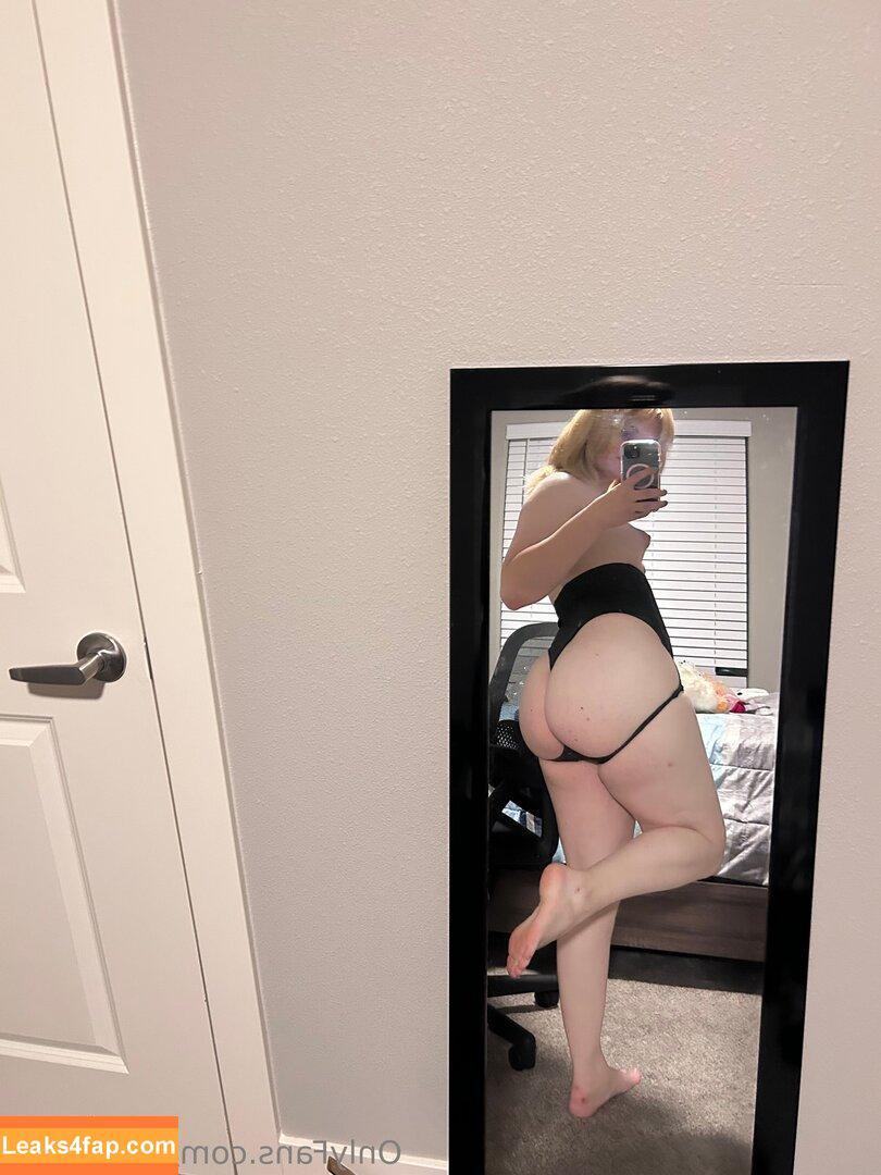 birdmoder / jstormbird leaked photo photo #0005