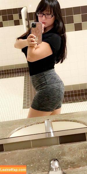 Bitesizedmeg photo #0015