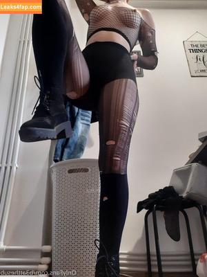 bl0odyhoes photo #0016