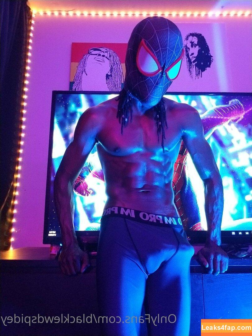 blacklewdspidey /  leaked photo photo #0046