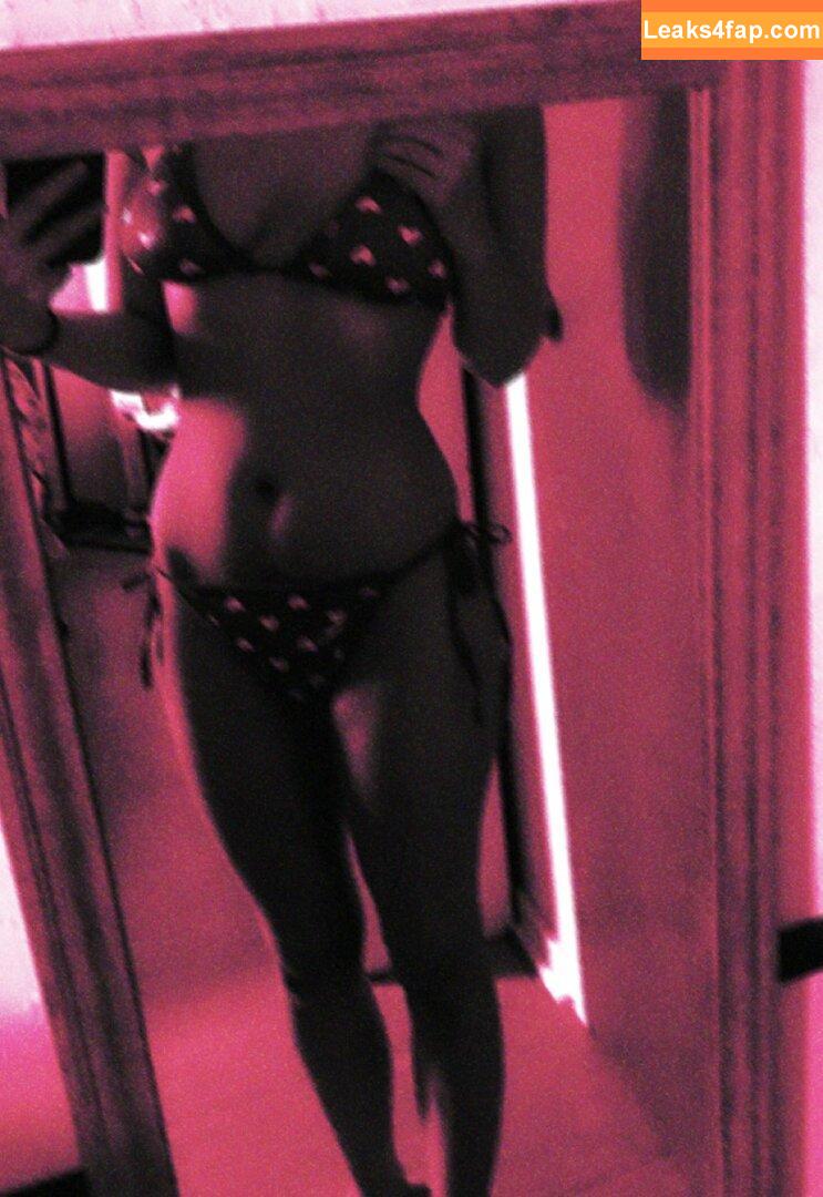 blagirlxoxo / https: / ravenqueen888 leaked photo photo #0007