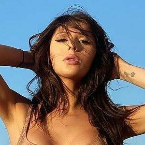 Blaire White photo #0006