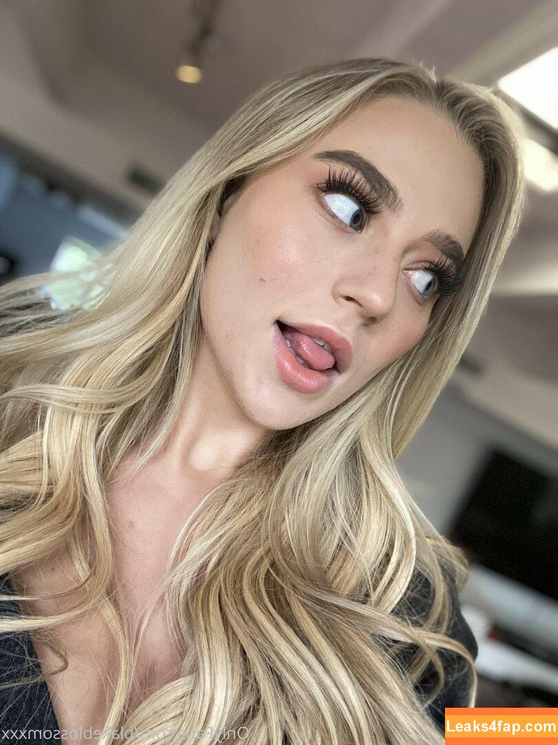 Blake Blossom / blake / blake_blossom.b / blakeblossomxxx / https: leaked photo photo #0828
