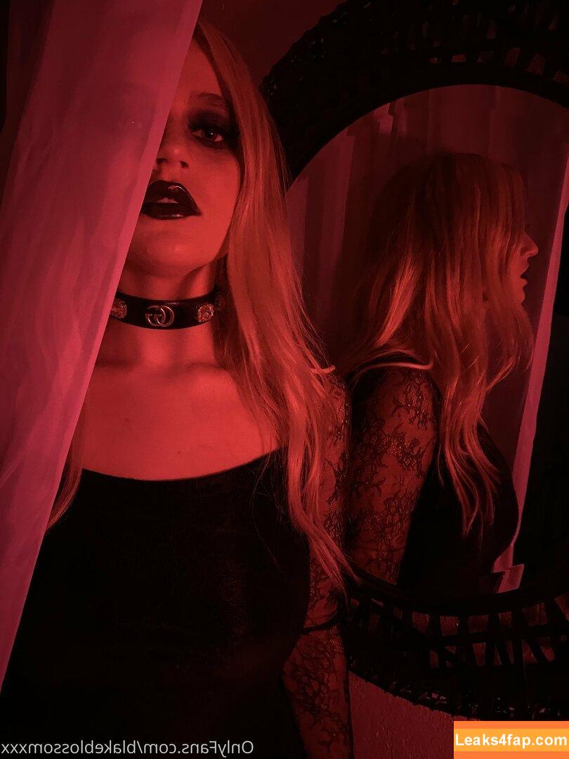 Blake Blossom / blake / blake_blossom.b / blakeblossomxxx / https: leaked photo photo #0903