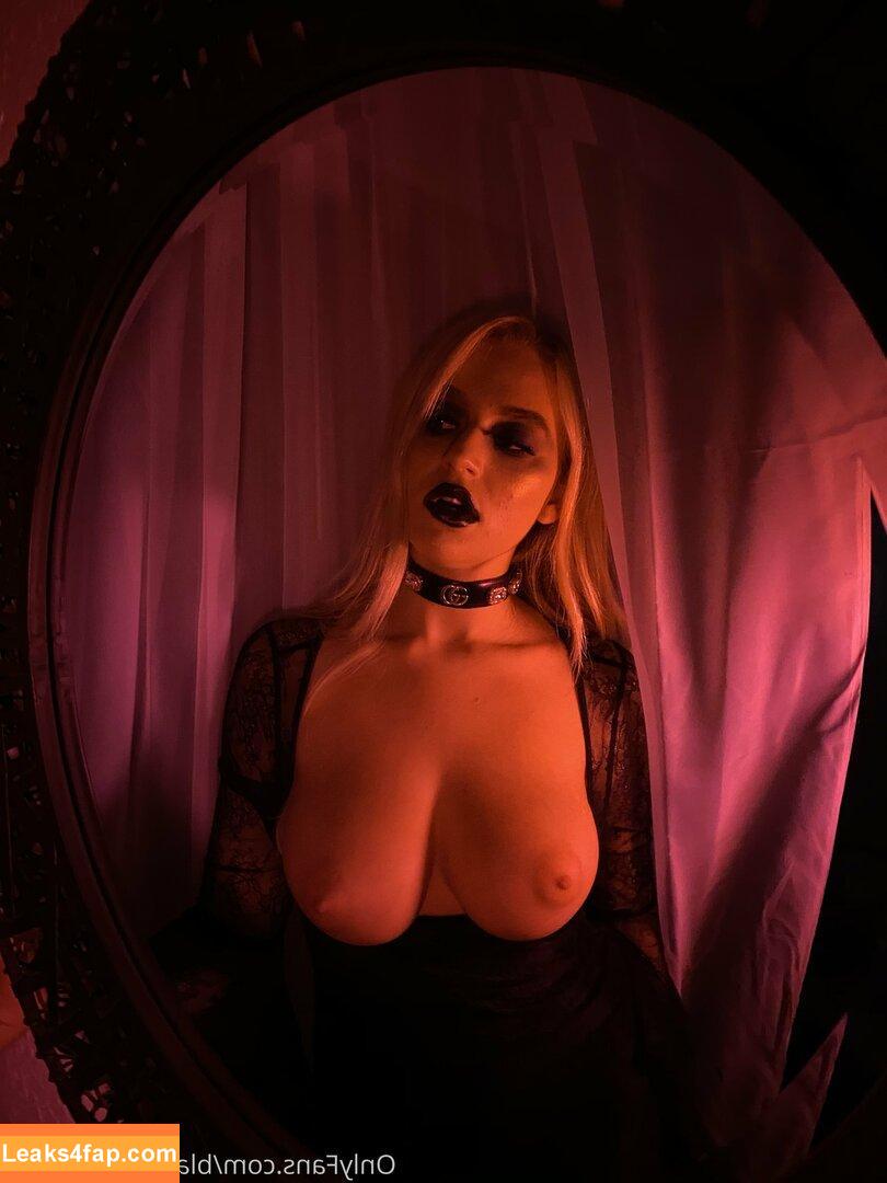 Blake Blossom / blake / blake_blossom.b / blakeblossomxxx / https: leaked photo photo #0909
