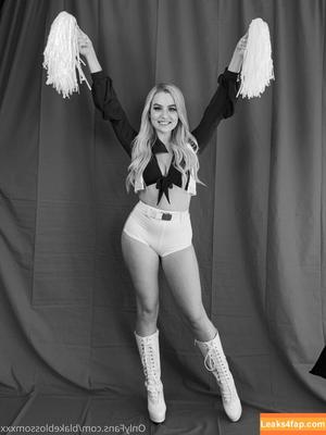 Blake Blossom photo #0937