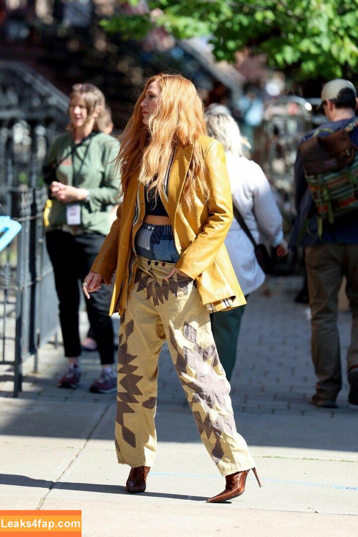 Blake Lively / blakelively слитое фото фото #0336