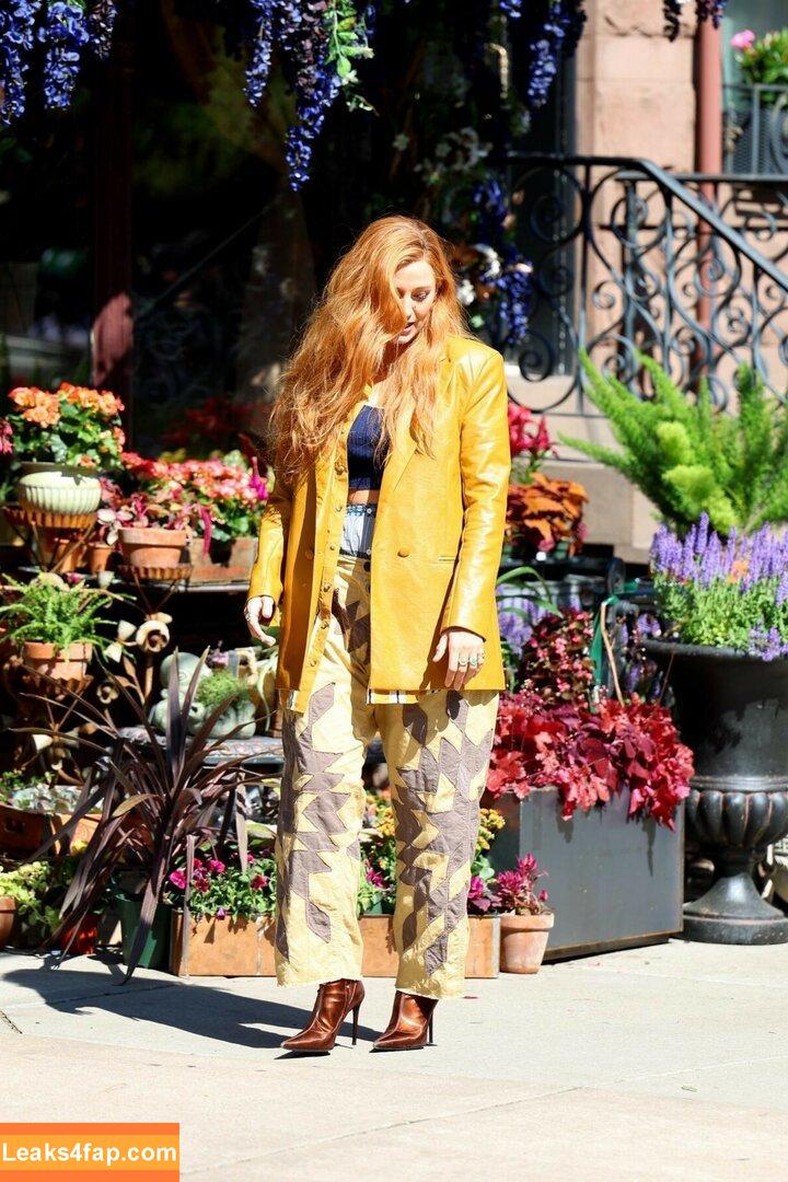 Blake Lively / blakelively слитое фото фото #0345