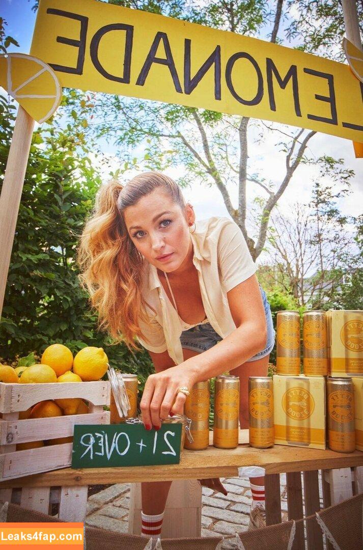 Blake Lively / blakelively слитое фото фото #0350