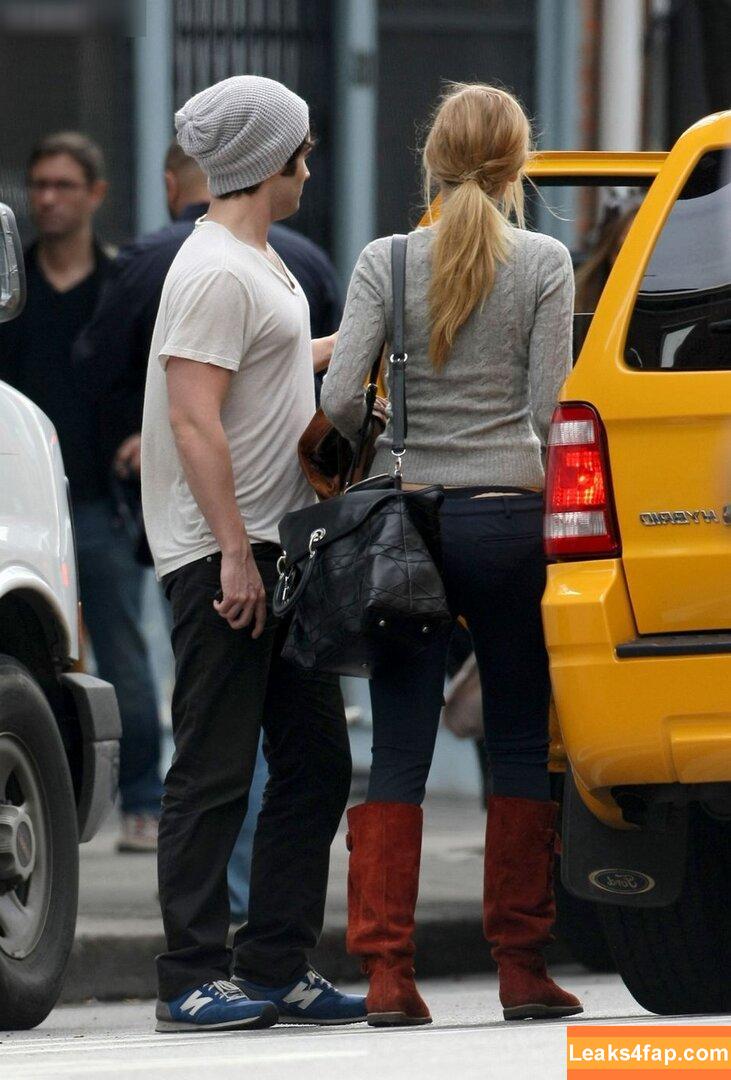 Blake Lively / blakelively слитое фото фото #0536