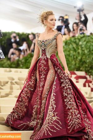 Blake Lively photo #0059