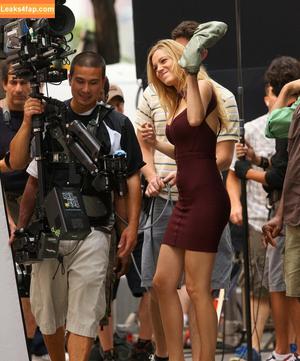 Blake Lively photo #0456