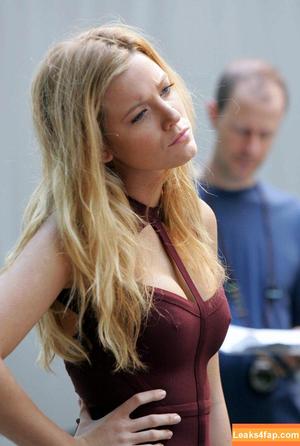 Blake Lively photo #0476