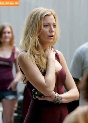 Blake Lively photo #0479