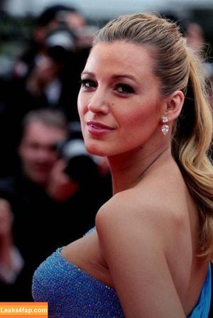 Blake Lively photo #0559