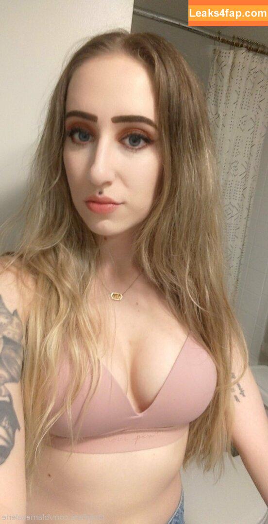blamevalerie /  leaked photo photo #0050