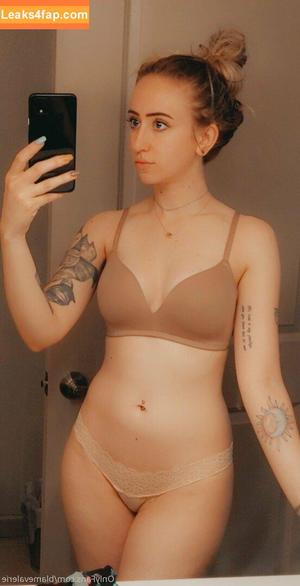 blamevalerie photo #0011