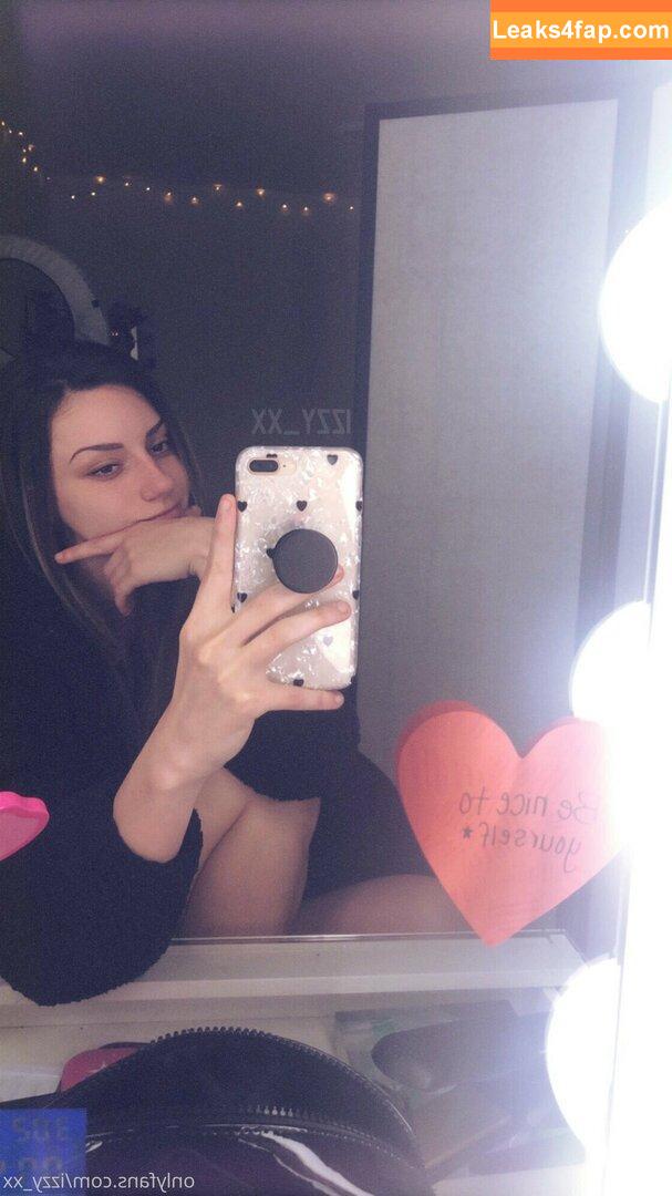 BlancNoir / Izzy_xx leaked photo photo #0002