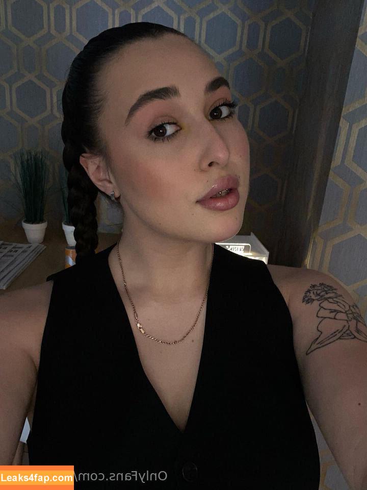 blesskatty / easekate / hithatskate leaked photo photo #0027