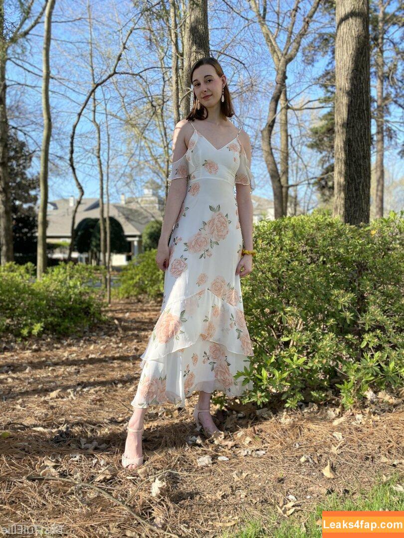 blissfulellie /  leaked photo photo #0039