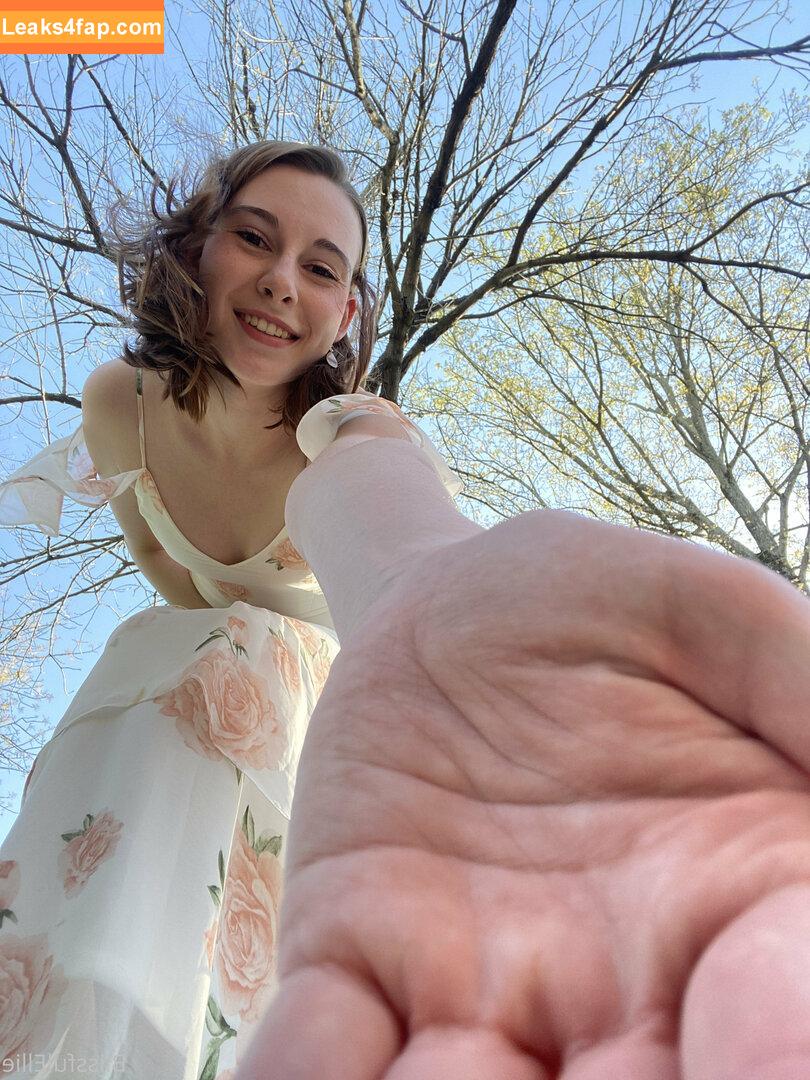 blissfulellie /  leaked photo photo #0042