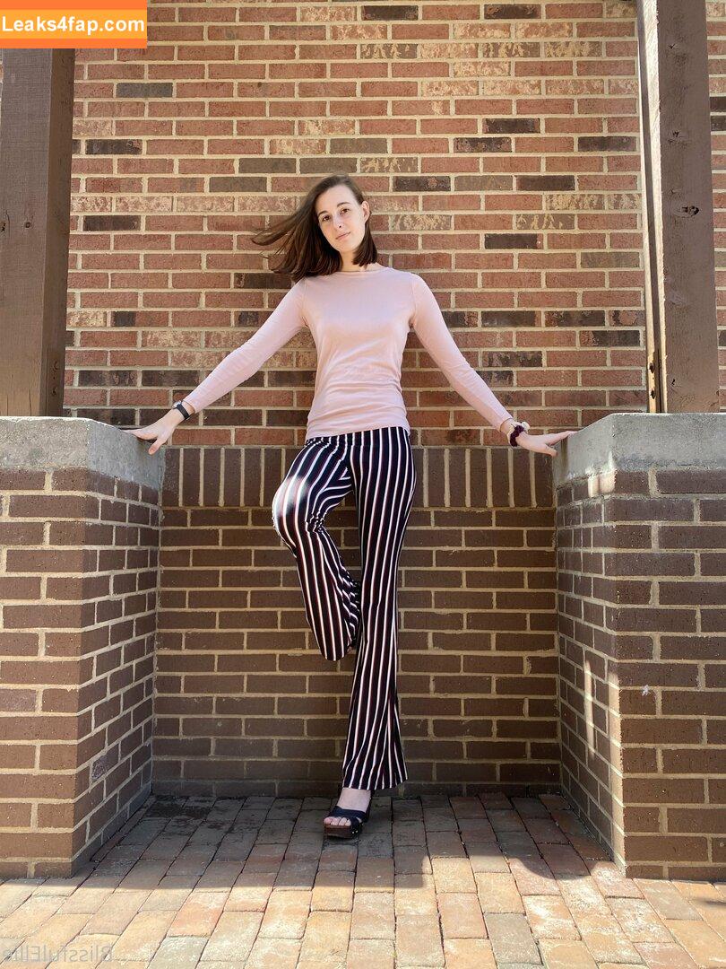 blissfulellie /  leaked photo photo #0073