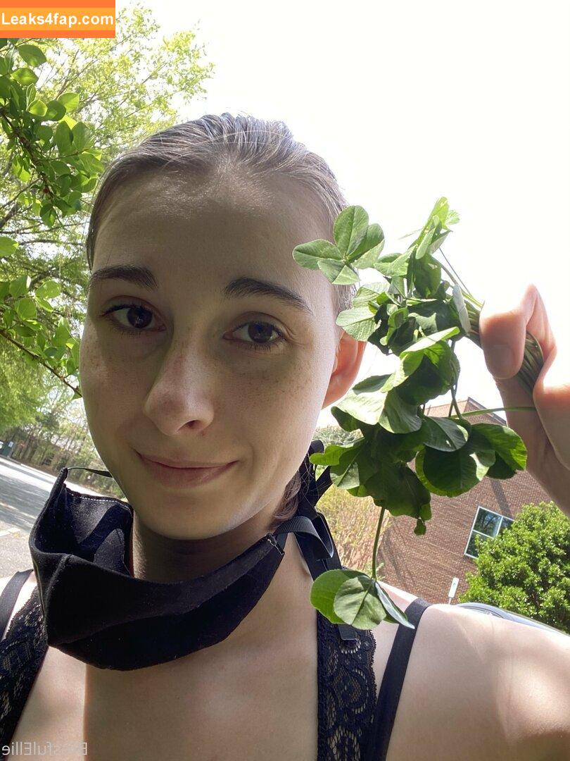 blissfulellie /  leaked photo photo #0089