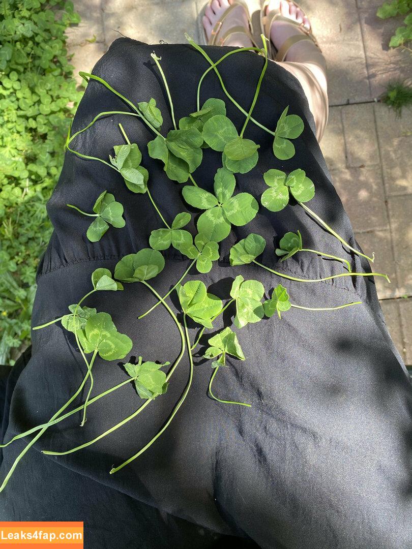 blissfulellie /  leaked photo photo #0093