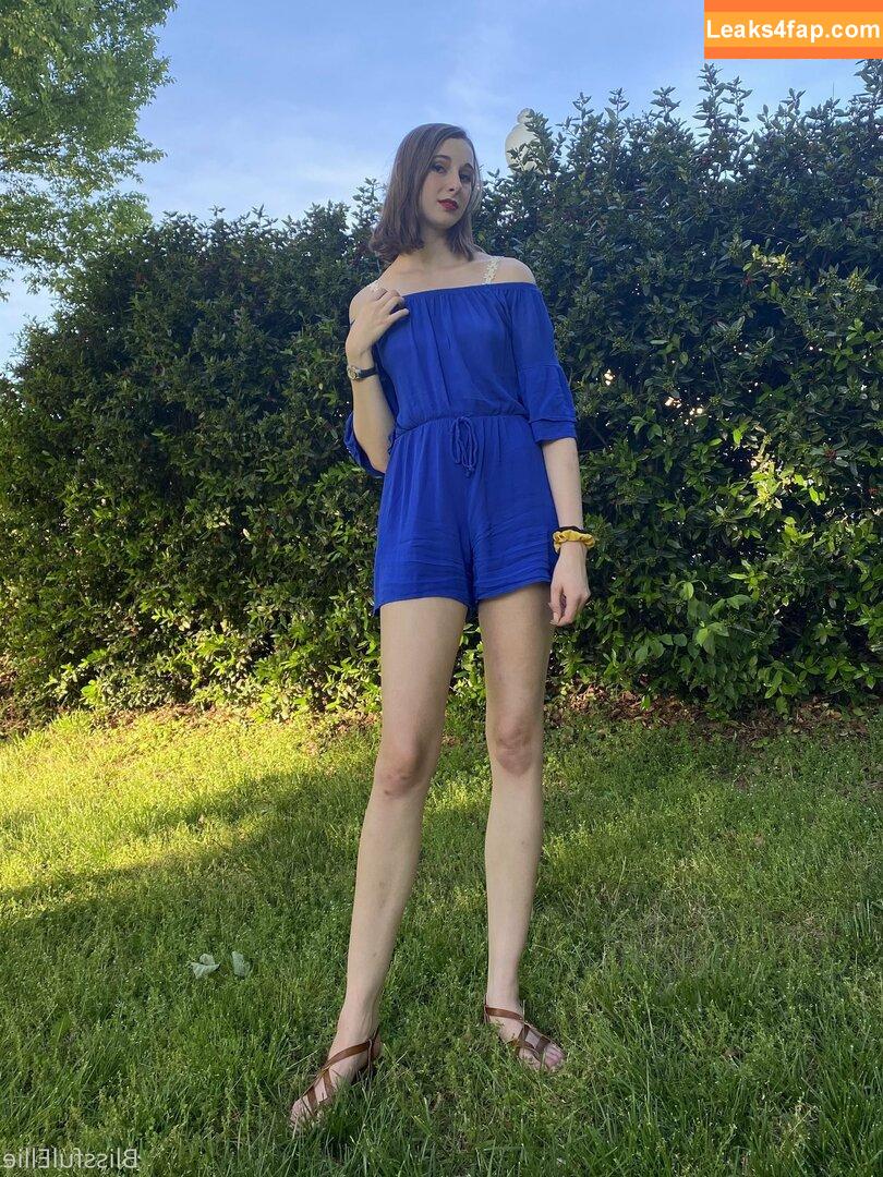 blissfulellie /  leaked photo photo #0174