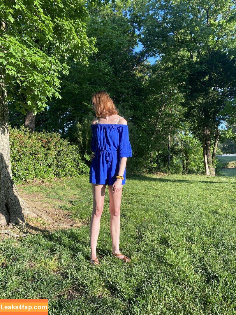 blissfulellie /  leaked photo photo #0180