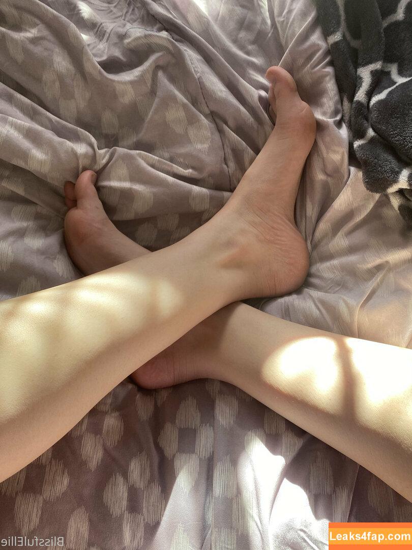 blissfulellie /  leaked photo photo #0206
