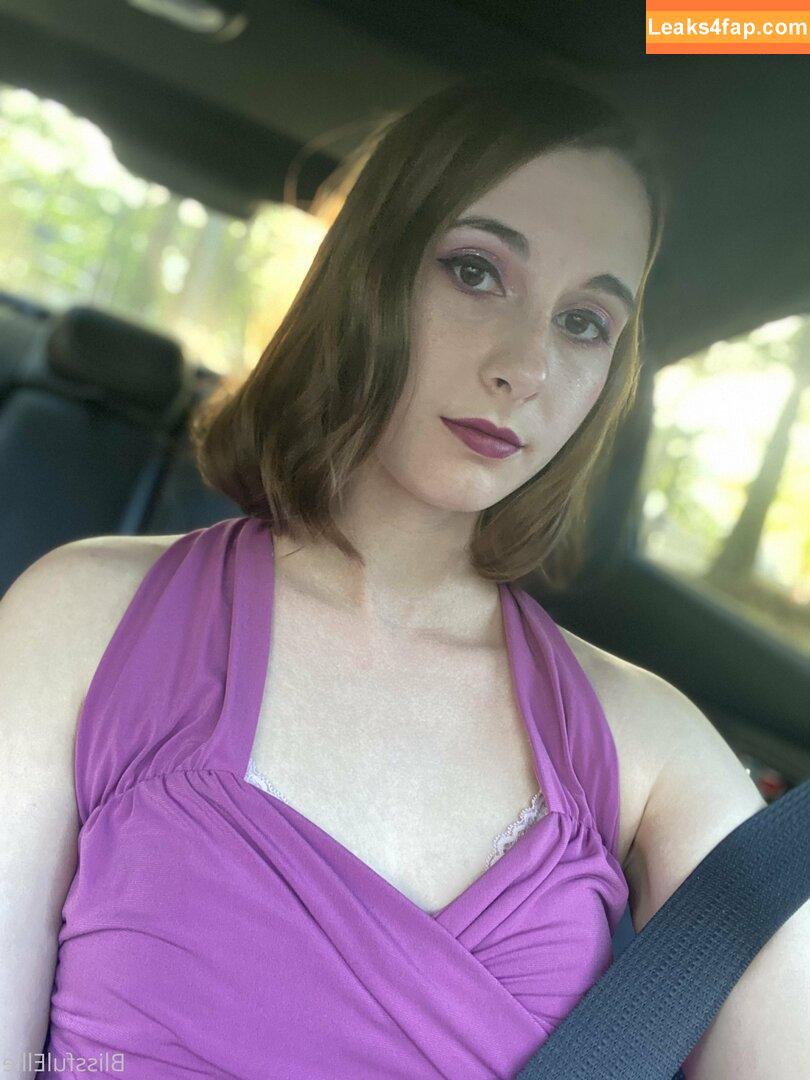 blissfulellie /  leaked photo photo #0221