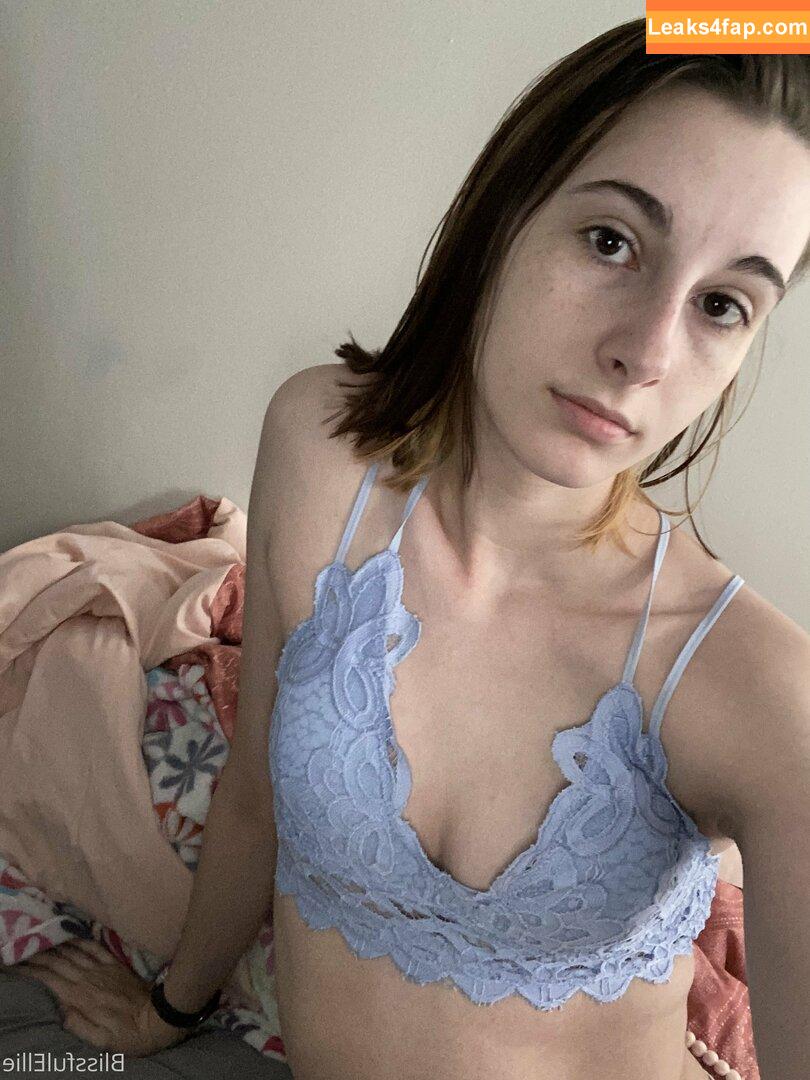 blissfulellie /  leaked photo photo #0230