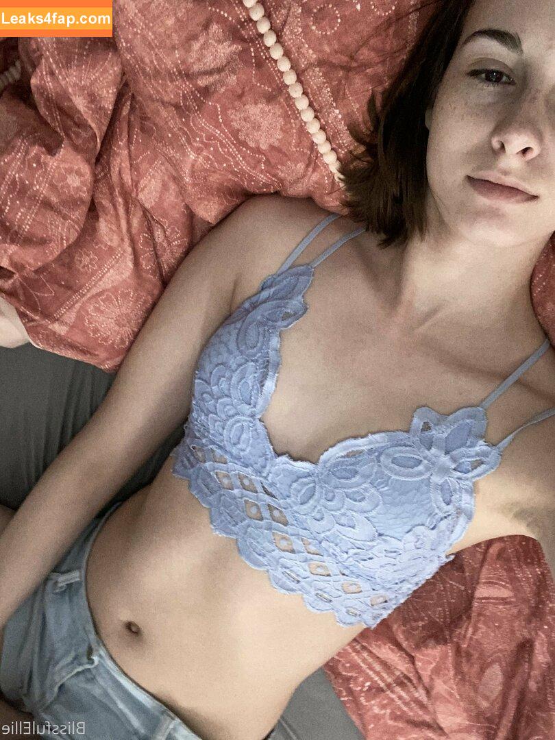 blissfulellie /  leaked photo photo #0232