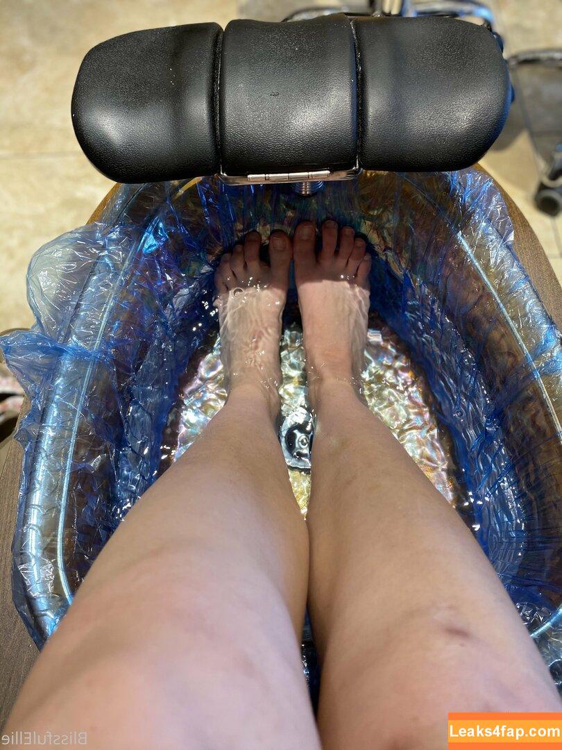 blissfulellie /  leaked photo photo #0274