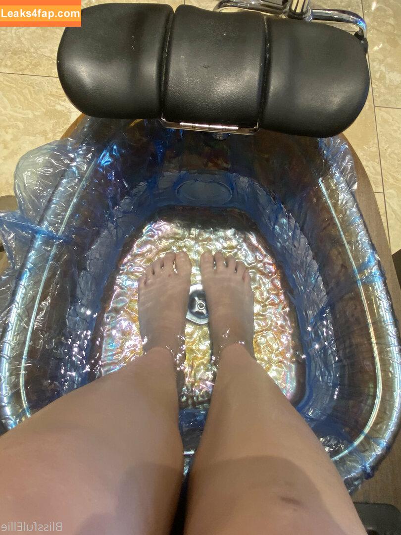 blissfulellie /  leaked photo photo #0276