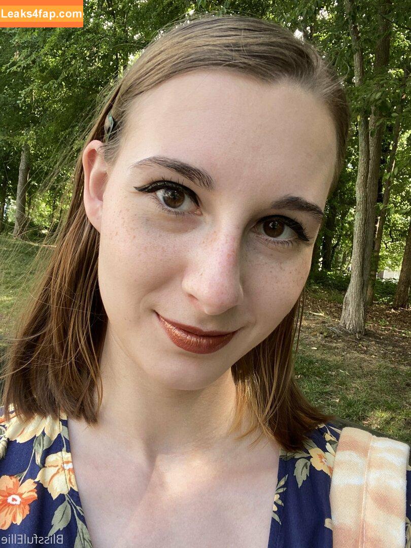 blissfulellie /  leaked photo photo #0336