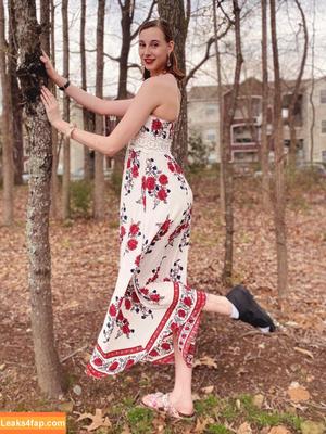 blissfulellie photo #0008