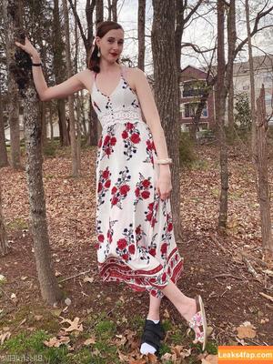 blissfulellie photo #0010