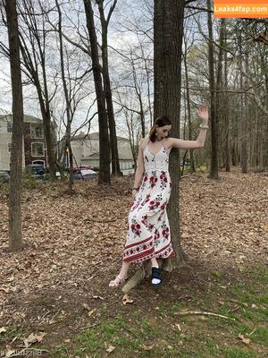 blissfulellie photo #0012